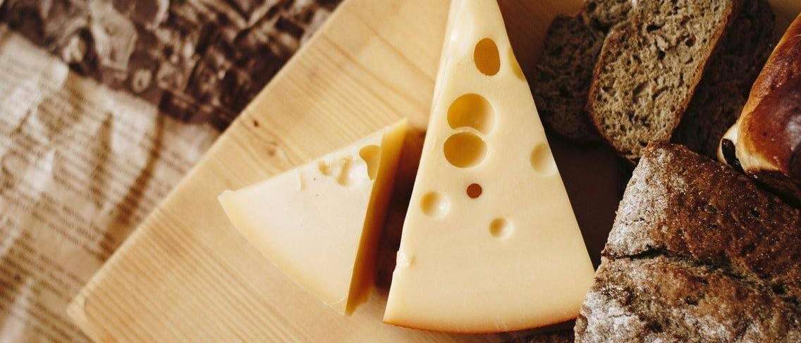 Dai, scopri i benefici salutari del formaggio cheddar!
