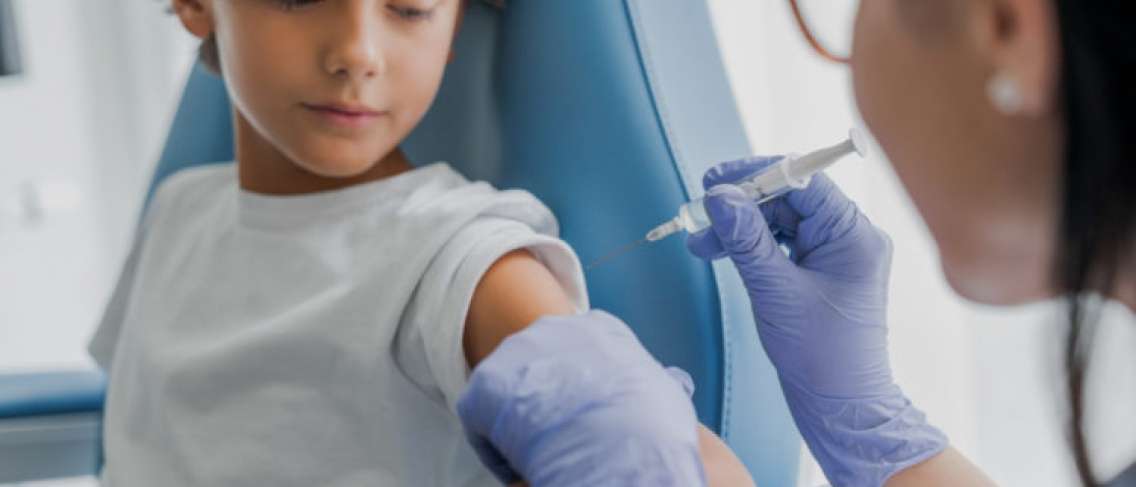 Anneler, bu en son 2020 IDAI aşı takvimi değişikliği