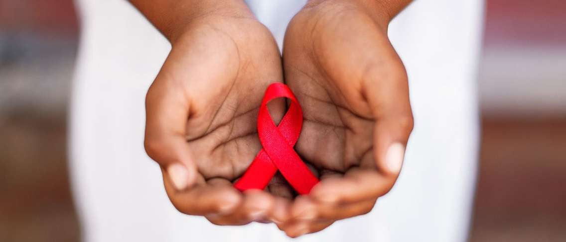 Prosedur Ujian HIV: Persediaan, Jenis, dan Risiko