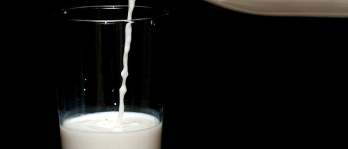 Adakah Susu Rendah Lemak Lebih Sihat daripada Susu Krim Penuh?