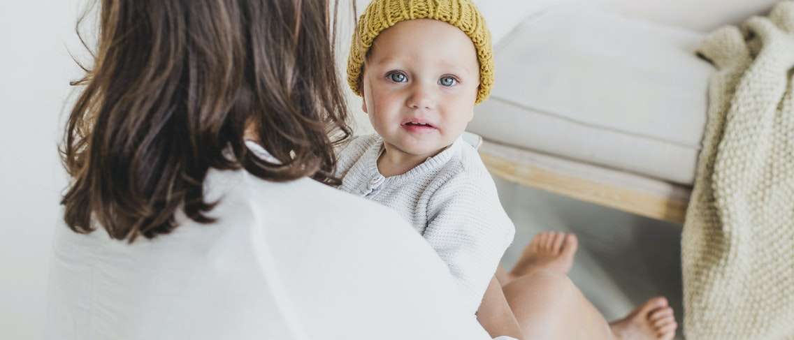 Mengapa kencing bayi berbau busuk?