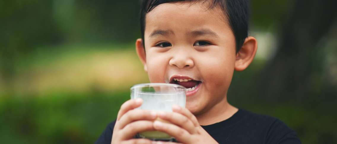 Invece di essere utile, questo è il rischio se tuo figlio beve troppo latte